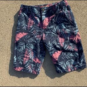 Arizona Jean Company Bottoms - Arizona Floral Print Shorts Size 18 Arizona Jean Company Bottoms - Arizona Floral Print Shorts Size 18
